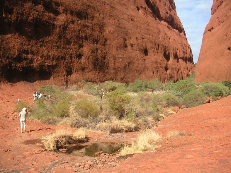 Die Kata Tjuta wurden von ihrem europ�ischen Entdecker Ernest Giles...