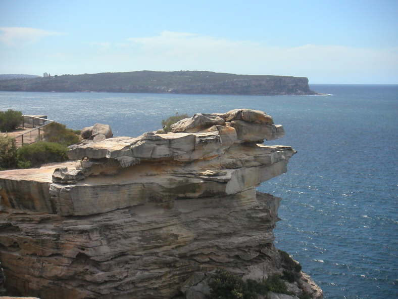 Der an der Hafeneinfahrt liegende Sydney Harbour National Park.