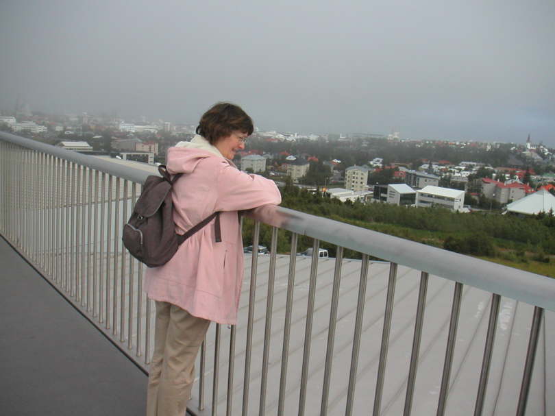 Auf dem Dach der Tanks befindet sich eine Aussichtsplattform.
