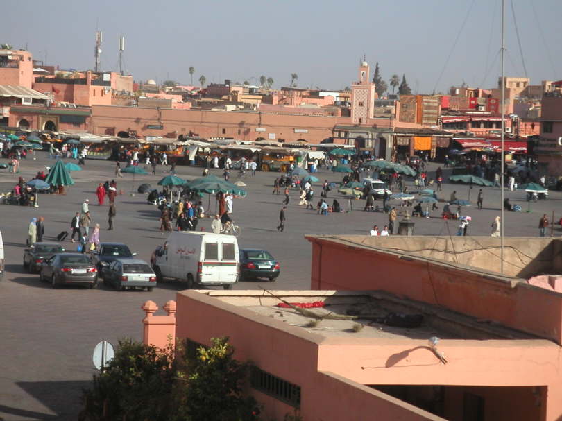 Jemaa-El-Fna-Platz ("Versammlung der Toten ")